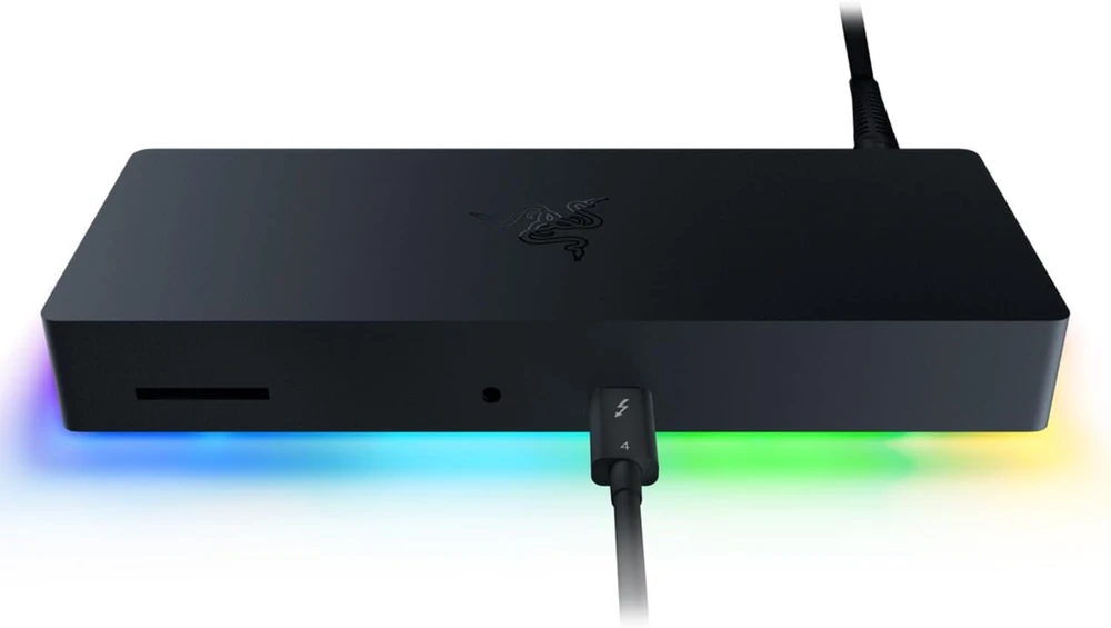 Razer Thunderbolt 4 Dock Chroma – aukščiausios kokybės stotelė su rgb apšvietimu, skirta windows ir mac (10 prievadų viename, išvestis į du 4k monitorius arba vieną 8k monitorių), juoda
