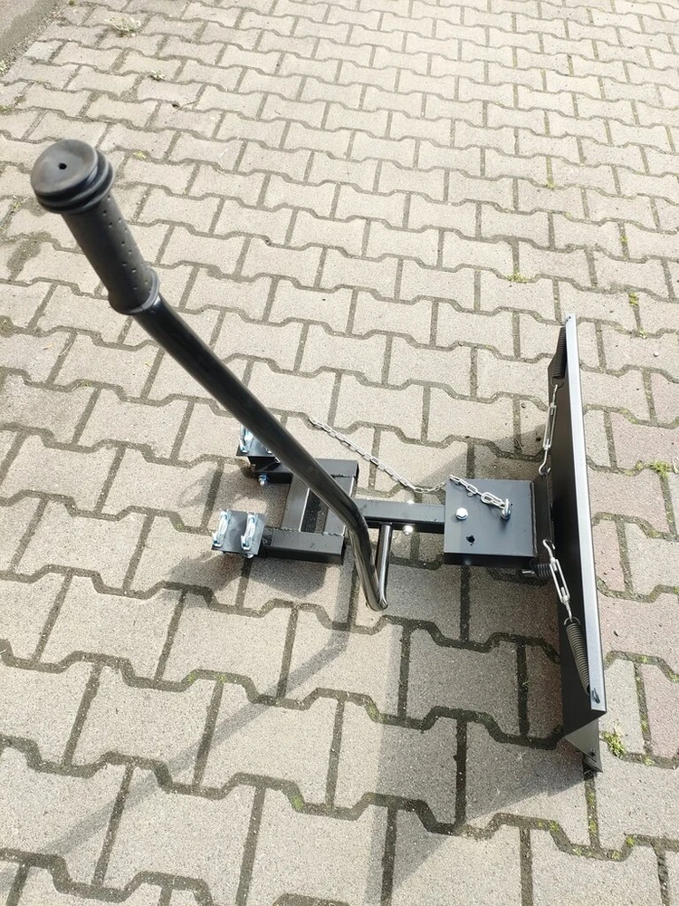 Sniego valytuvas traktoriukas