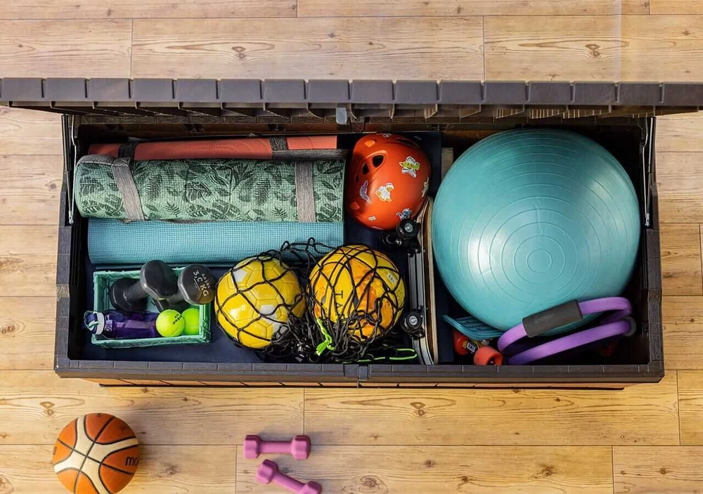 Sodo balkono dėžė darwin box talpi 380l bronzos spalvos balkonui