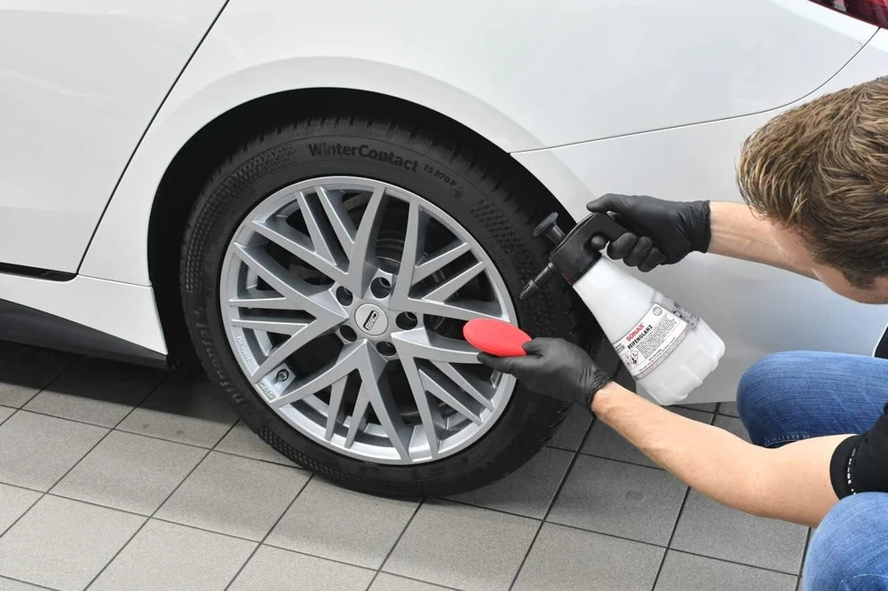 Sonax 235500 Profiline padangų blizgesys, 5 litrai