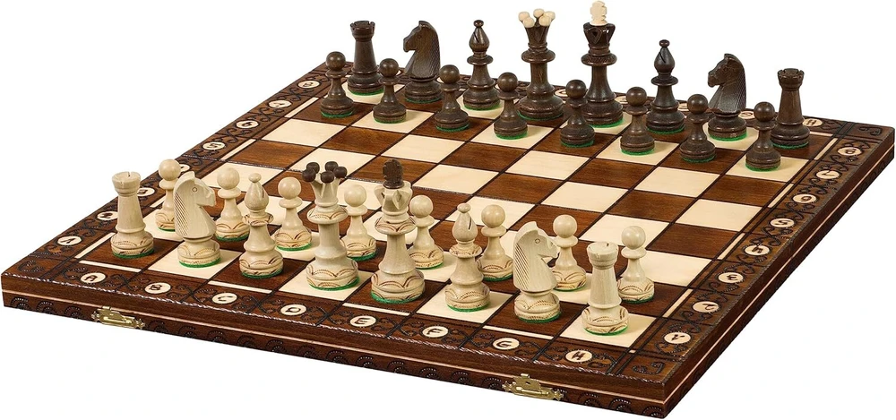 Sunrise Chess Games Sunrise Chess Consul šachmatai: elegantiškos rankomis apdirbtos medinės figūros, rankomis tapyta šachmatų lenta, kruopščiai nušlifuota, optimaliai subalansuota kasetė su įdėklu