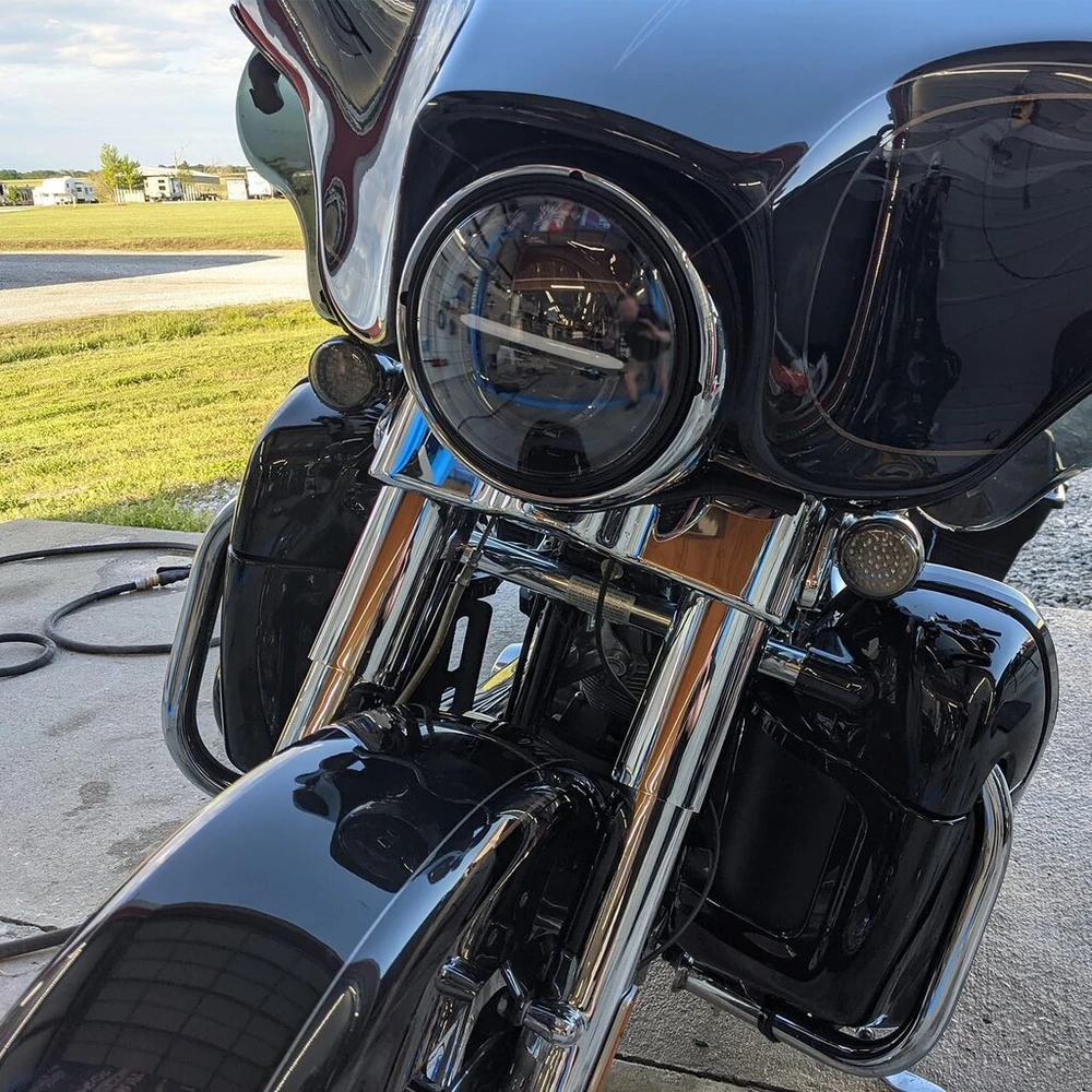 Tinmagi 5.75 colių led motociklo priekinis žibintas 6000 K 30 W, apvalus priekinis žibintas harley, airsoft, dyna, sportster ir visiems kitiems modeliams, juodas