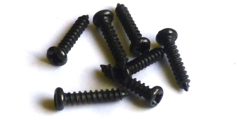 Track konstrukciniai varžtai, keptuvės galvutės metalo / medienos varžtai, su galiuku ir ph kryžminiu lizdu, matmenys: 1,4 x 8 mm, pakuotėje 100 vnt., galvutės skersmuo = 2,5 mm, gamyklinis: plienas juodas