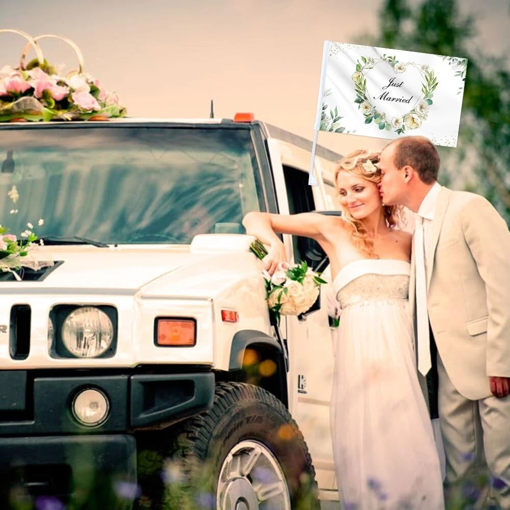 Vestuvinės automobilio vėliavos "just Married" (2 vnt., 47x30 cm)