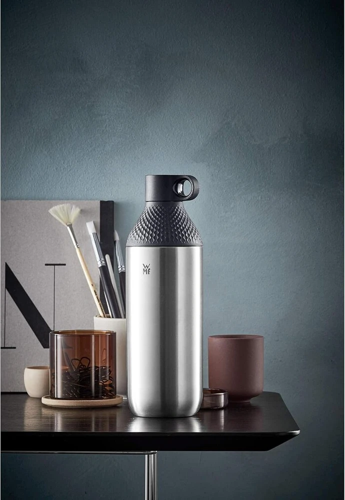 Wmf Waterkant Iso2go nerūdijančio plieno vandens butelis, 500 ml, butelis arbatai, termosas, izoliuotas butelis, tinkamas gazuotiems gėrimams, užsukamas dangtelis, nepralaidus