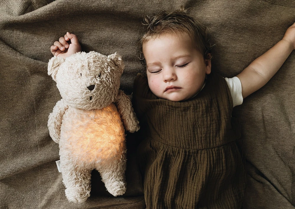 Migdukas meškiukas Moonie Organic Humming Bear 2.0 Sand