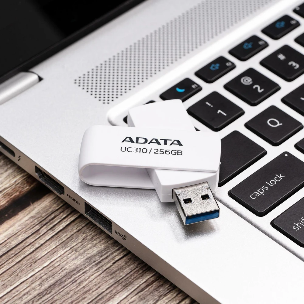 USB laikmena ADATA UC310, 256 GB, Baltos spalvos