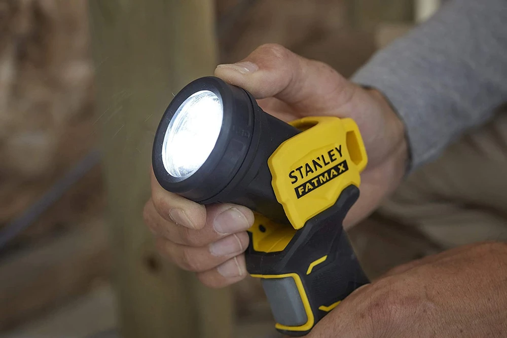 Akumuliatorinis prožektorius Stanley SFMCL020B-XJ; LED; 18 V (be akumuliatoriaus ir pakrovėjo)