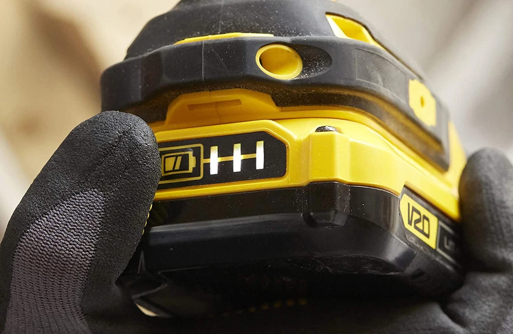 Stanley ST IMPACT ATSUKTUVAS V20 165Nm 2x1.5Ah DĖŽĖ SFMCF800C2