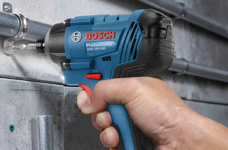 Smūginis veržliasūkis Bosch GDR 180-LI; 18 V; 2x2,0 Ah akum.