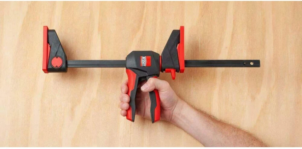 Spaustuvai su pasukama rankena BESSEY 150/80