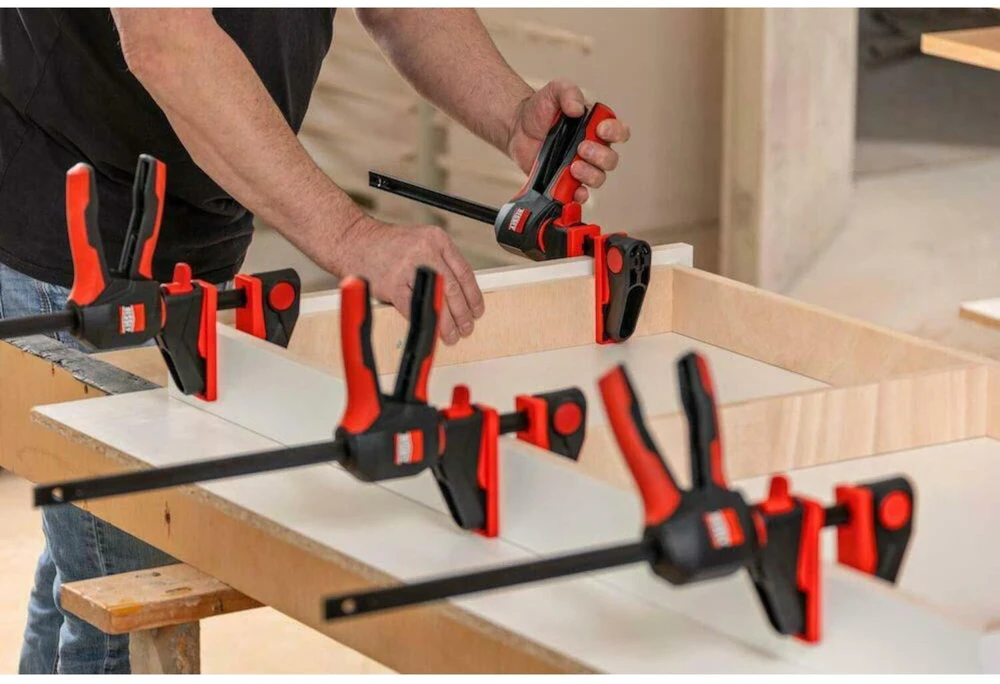 Spaustuvai su pasukama rankena BESSEY 150/80
