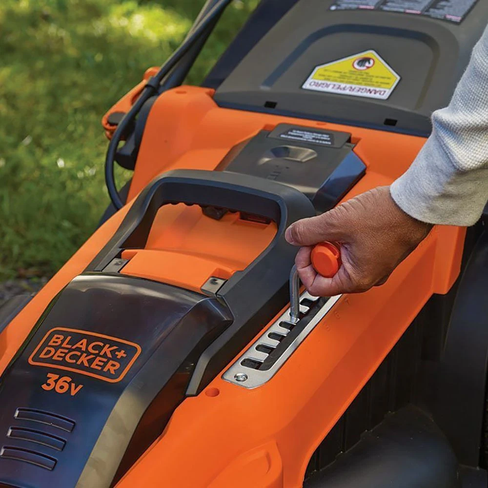 Black & Decker Juodas & Decker Juodas+DECKER KOSIARKA AKU. 2x36V /48cm