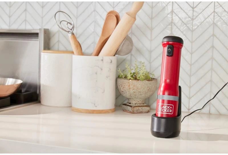Black & Decker Juodas & Decker BD BLENDER 7,2V 2w1 Raudonas BCKM1012KR
