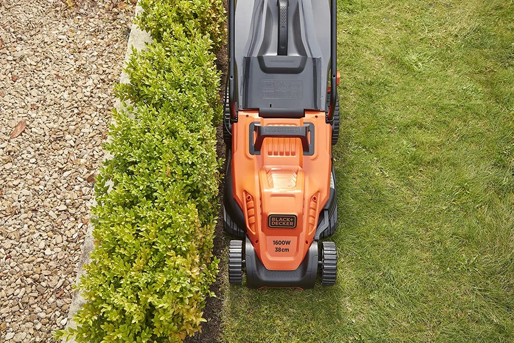Black & Decker Juodas & Decker Juodas+DECKER elektrinė vejapjovė 1600W/38cm BEMW471ES