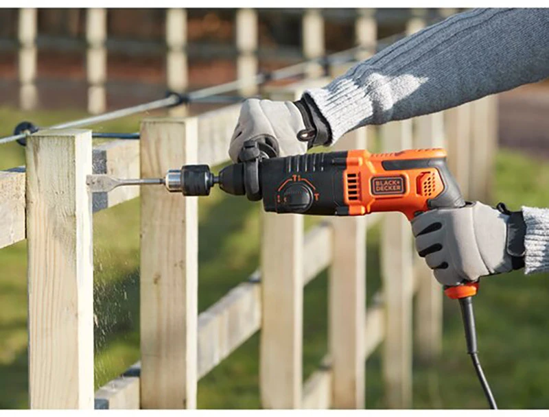 Black & Decker Perforatorius SDS+ smūginis gręžtuvas, 650 W, 1,4 J smūginis, 3 veikimo režimai, nešiojimo dėklas