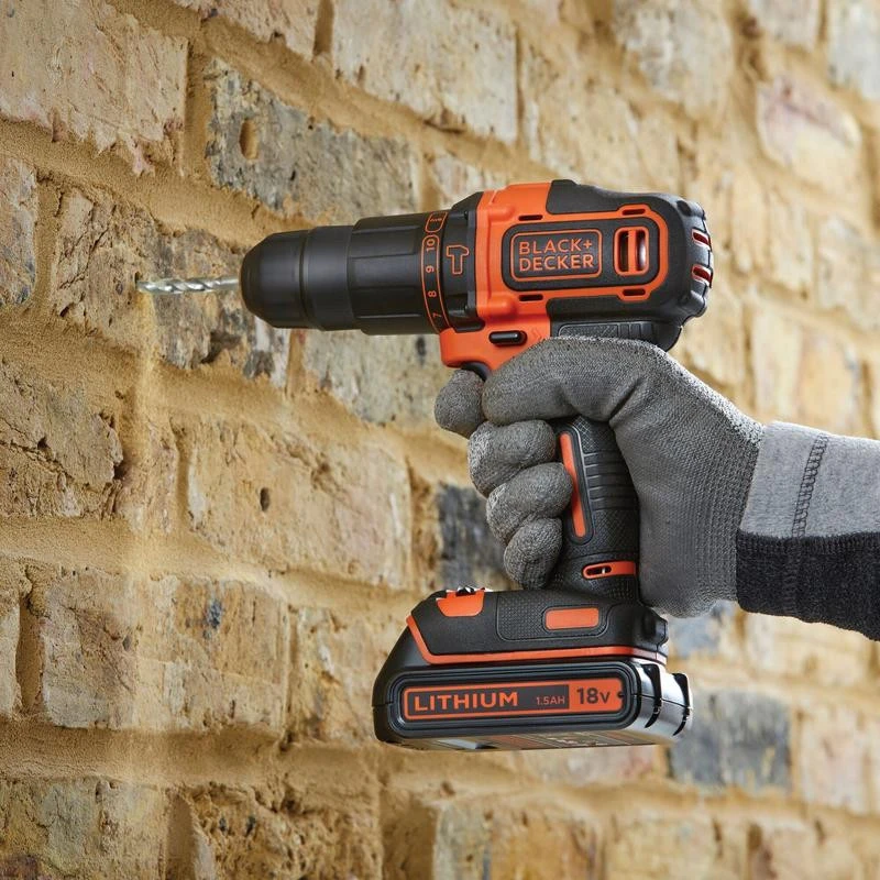 Black & Decker Juodas & Decker Gręžimo mašina Juodas & Decker 18 V 2 x 2 Ah baterija