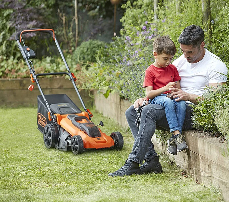Black & Decker akumuliatorinė vejapjovė CLMA4825L2, 36V, 48cm, 2x2,5Ah