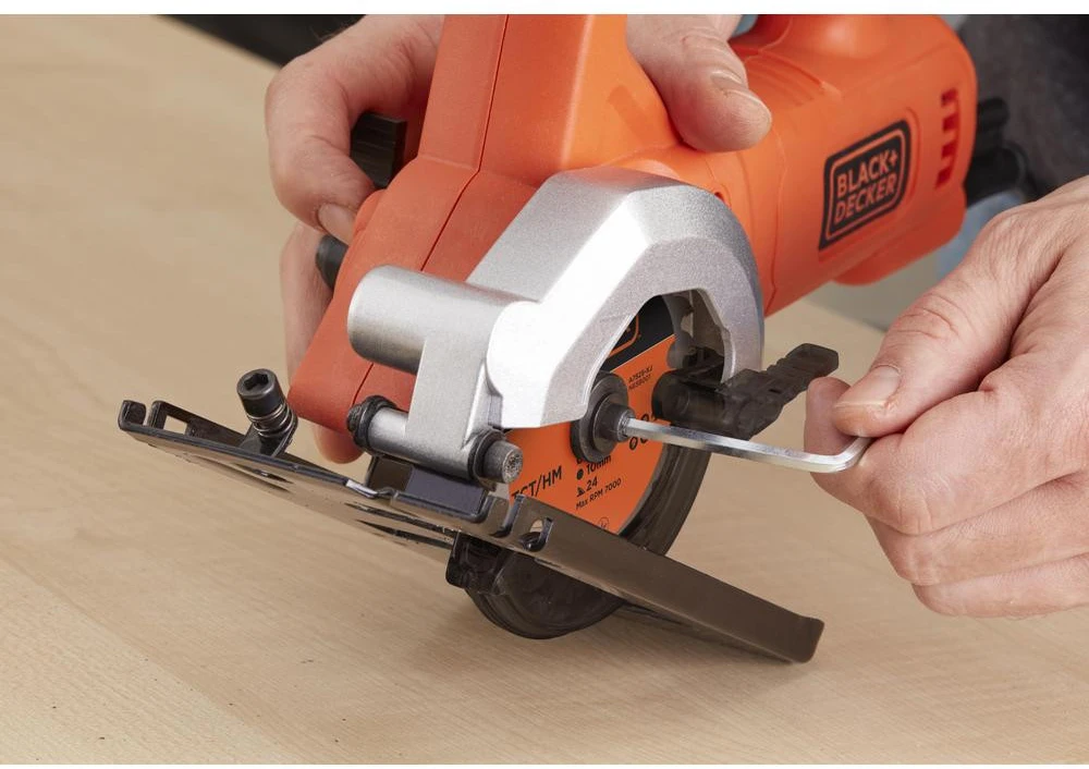 Black & Decker Juodas & Decker Žiedinis pjūklas Juodas & Decker BES510 400 85 mm