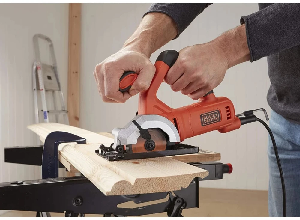 Black & Decker Juodas & Decker Žiedinis pjūklas Juodas & Decker BES510 400 85 mm