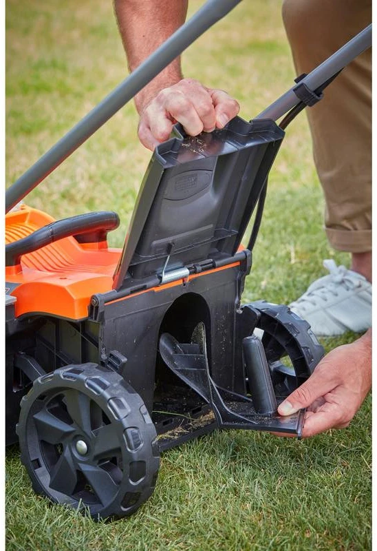 Black & Decker Juodas & Decker Juodas+DECKER KOSIARKA AKU. 2x18V /33cm BCMW3318N POWERCONNECT