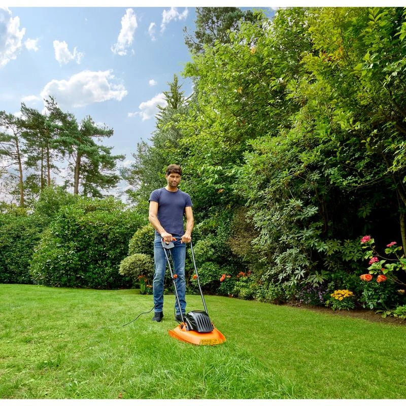 Black & Decker Juodas & Decker Juodas & DECKER BEMWH551-QS elektrinė pneumatinė vejapjovė - 1200 W - 30 cm - 6 peiliai