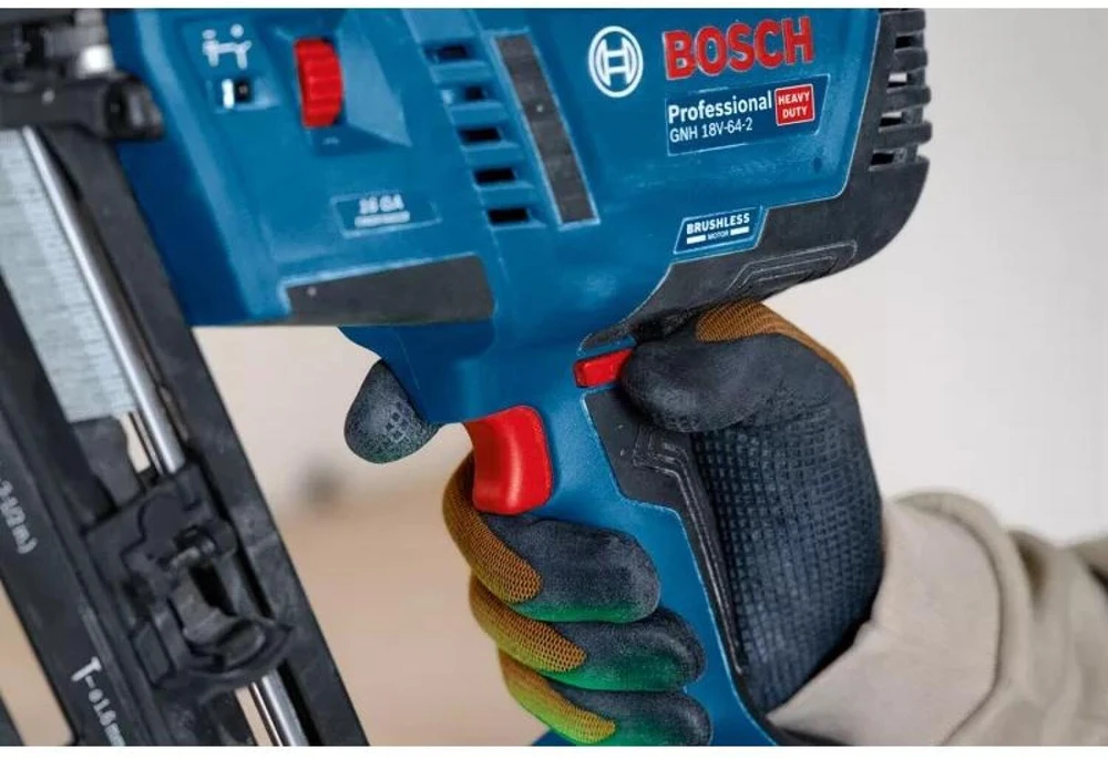 Bosch Akku-Holznagler GNH 18V-64-2 Professional be akumuliatoriaus ir kroviklio, 18Volt (blau/juodas, be Akku und Ladegerät, in L-BOXX)