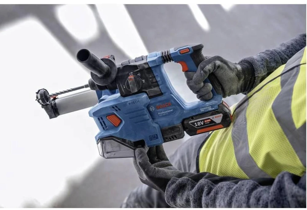 Įrankių komplektas Bosch 0615A5009G; 18 V; 2x5,0 Ah akum.