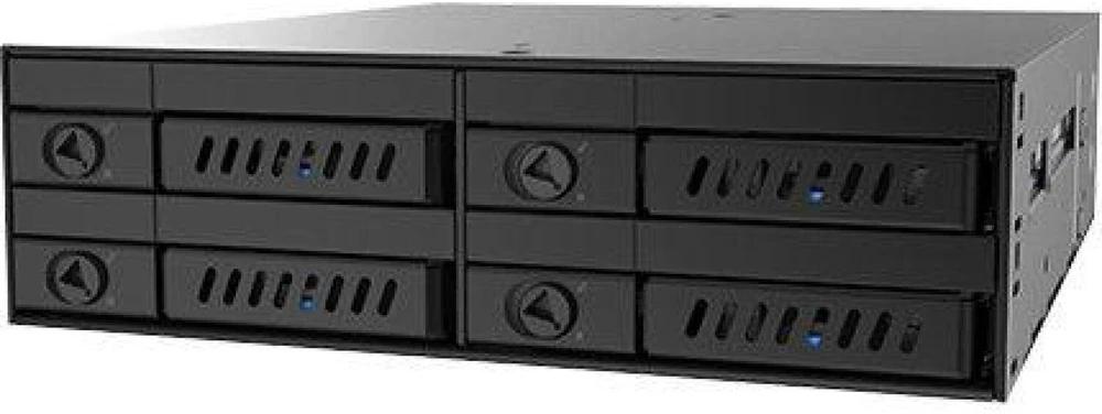 CHIEFTEC 1 x 5,25 colio skyrius, skirtas 4 x 2,5 colio S-ATA HDD karštai keičiamam metalui