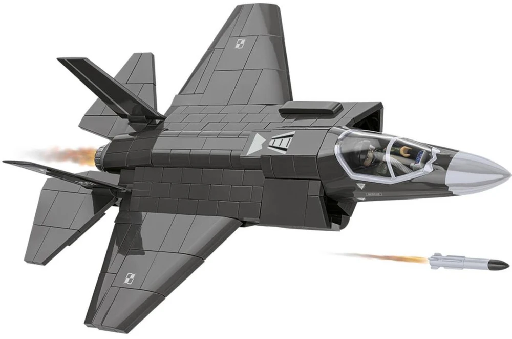 Cobi Klocki F-35A Lightning II statybiniai blokai, 605 dalys