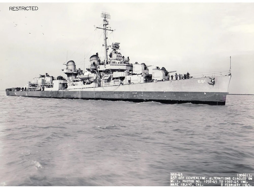 Cobi Klocki uss kidd dd-661