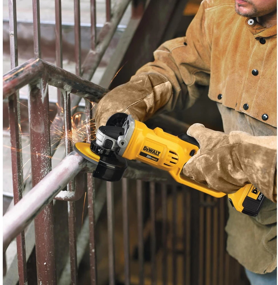 Kampinis šlifuoklis DeWalt DCG412M2-QW