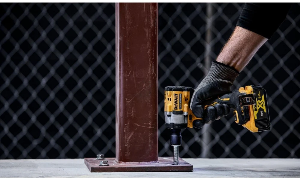Dewalt smūginis veržliasukis DCF922P2T 1/2",18V, 406Nm, 2x5,0Ah TSTAK