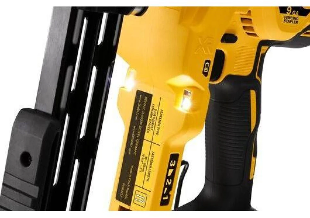DEWALT ZSZYWACZ DO OGRODZEŃ 18V DCFS950P2 2x5,0Ah 40/45/50mm