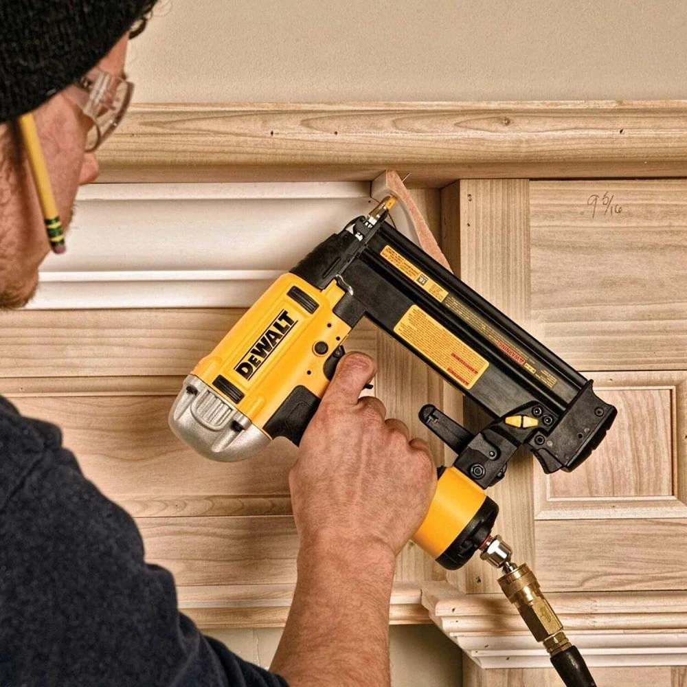Pneumatinis viniakalis DeWalt DPSSX38-XJ