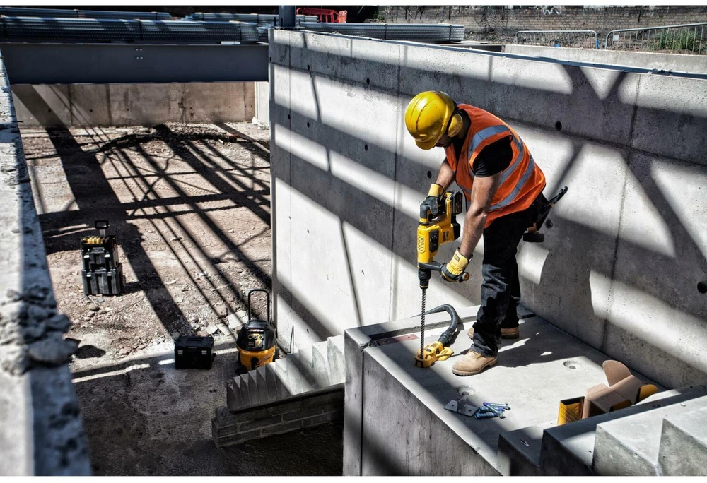 SDS MAX 22 mm Dewalt betono grąžtas (DT60821-QZ)