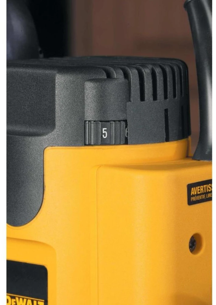 Freza DeWalt DW621KTX-QS; 1100 W