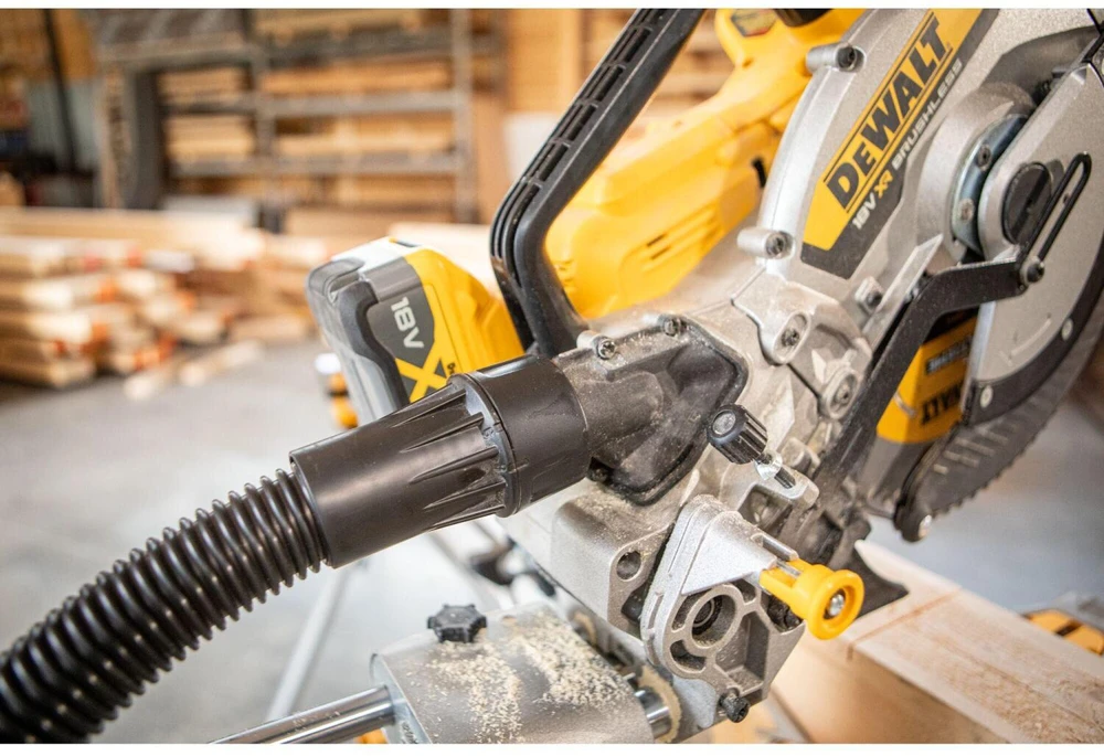 Akumuliatorinis diskinis pjūklas, 305 mm, 2 x 8 Ah, 18 V XR, DEWALT [DCS782XW2-QW]