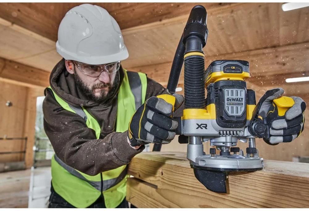 Freza DeWalt DCW620H2-QW; 18 V; 2x5,0 Ah akum.