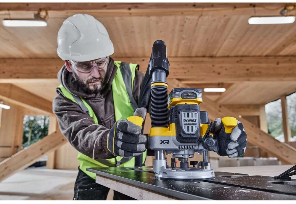 Freza DeWalt DCW620H2-QW; 18 V; 2x5,0 Ah akum.