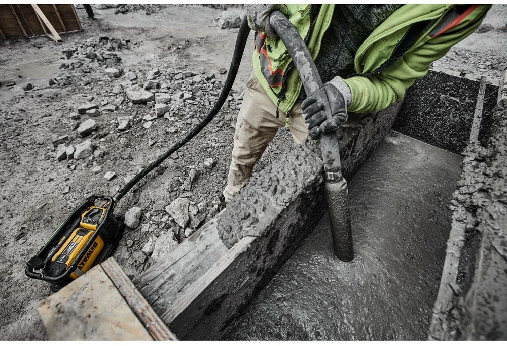Dewalt Akumuliatorinis Akumuliatorinis betono vibratorius 54 V, 12 000 (sūk./min.)