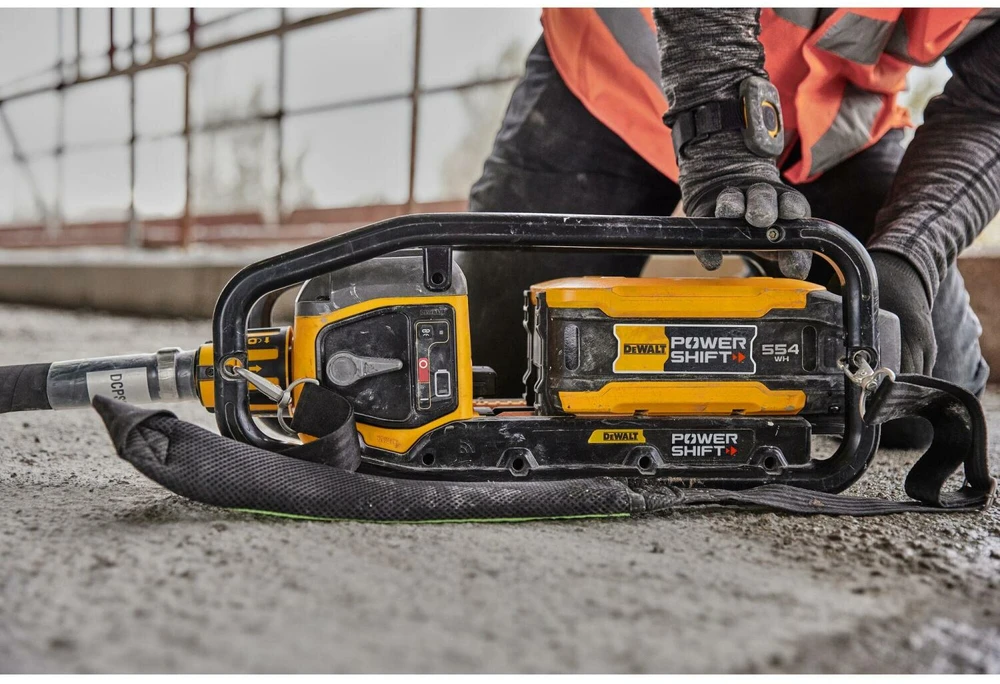 Dewalt Akumuliatorinis Akumuliatorinis betono vibratorius 54 V, 12 000 (sūk./min.)