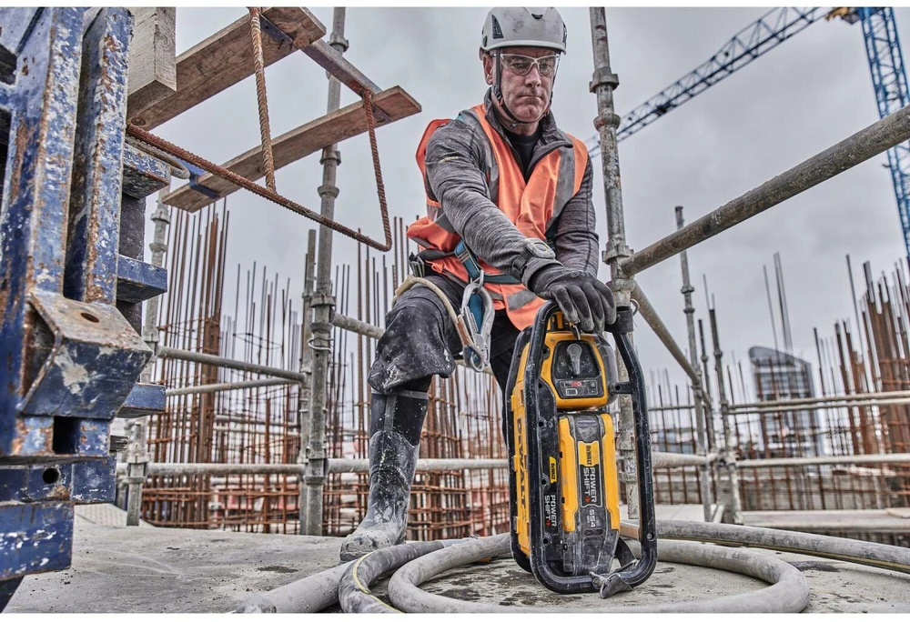Dewalt Akumuliatorinis Akumuliatorinis betono vibratorius 54 V, 12 000 (sūk./min.)