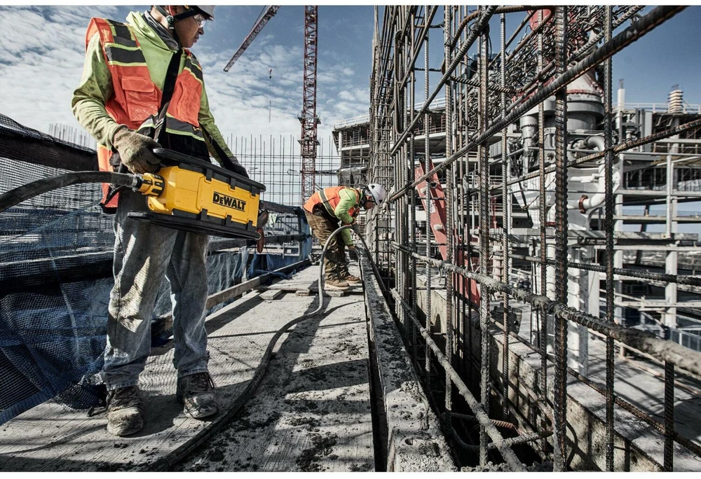 Dewalt Akumuliatorinis Akumuliatorinis betono vibratorius 54 V, 12 000 (sūk./min.)