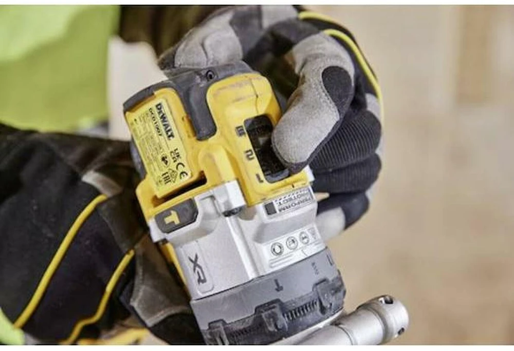 Smūginis suktuvas-gręžtuvas DeWalt DCD1007NT-XJ; 18 V (be akumuliatoriaus ir pakrovėjo)