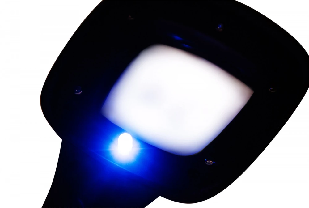 Žiūronai Didinamasis stiklas su LED Zeno Read ZR12 4x L74068 LEVENHUK