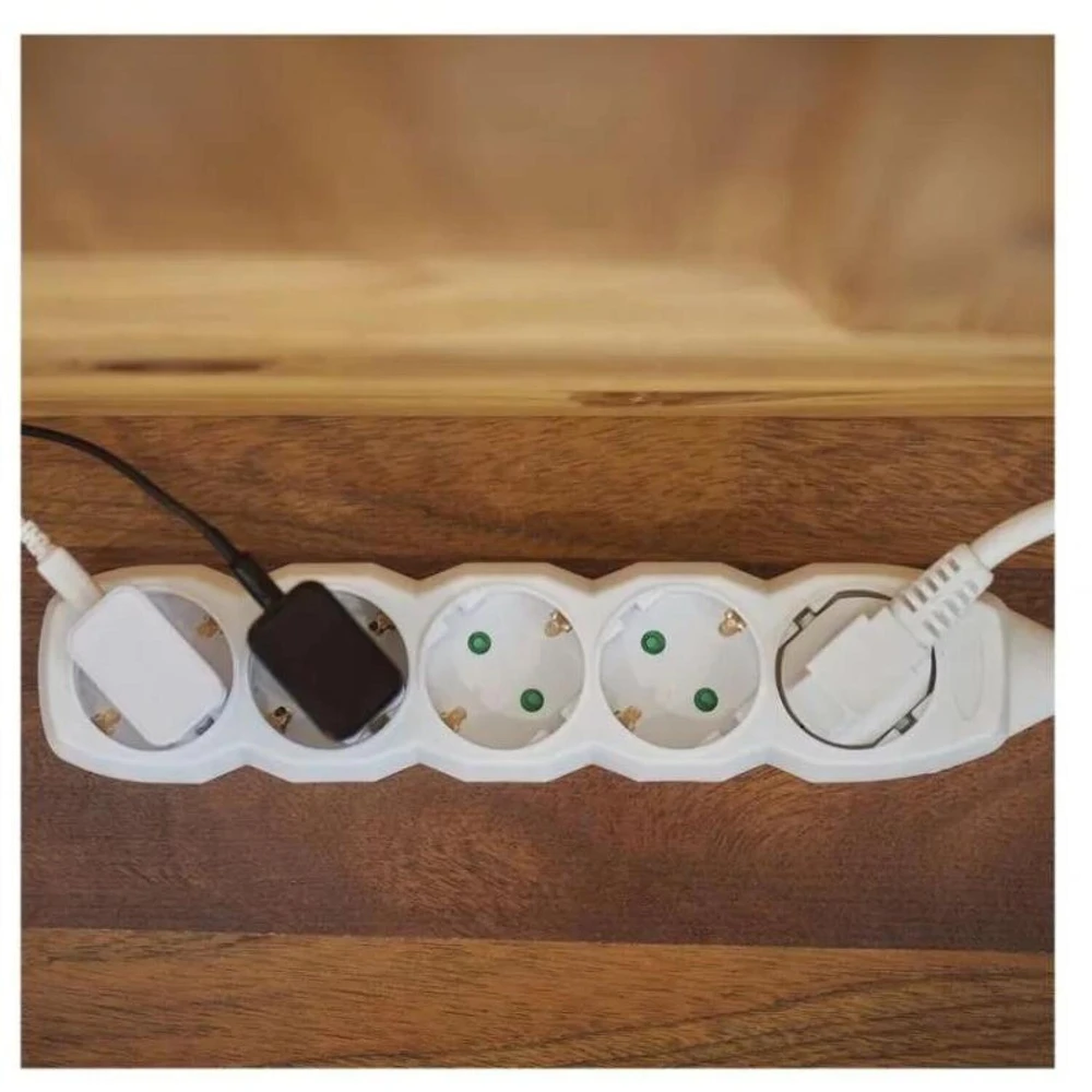 Emos Ilgintuvas P0523R, 3m, 5×2P+PE VOKIŠKAS, PVC, 3680W, vaikų apsauga