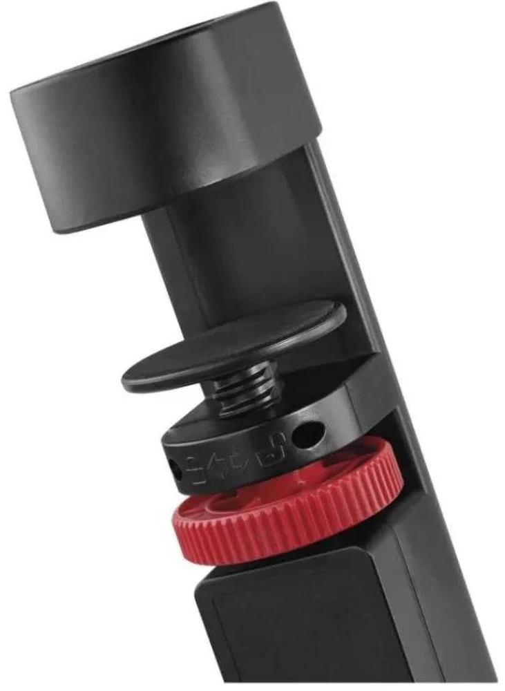 Emos Ilgintuvas P1321PD, 1,5 m, 3× 2P + PE, 2× USB-A QC 3.0 18 W, 1× USB-C PD 20 W, 3680 W, PVC, vaikų apsauga