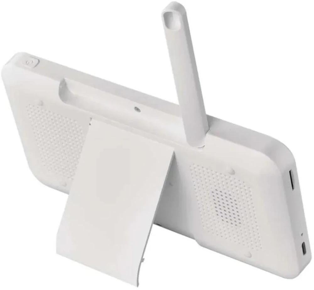 EMOS IP-500 GUARD su monitorem i Wi-Fi