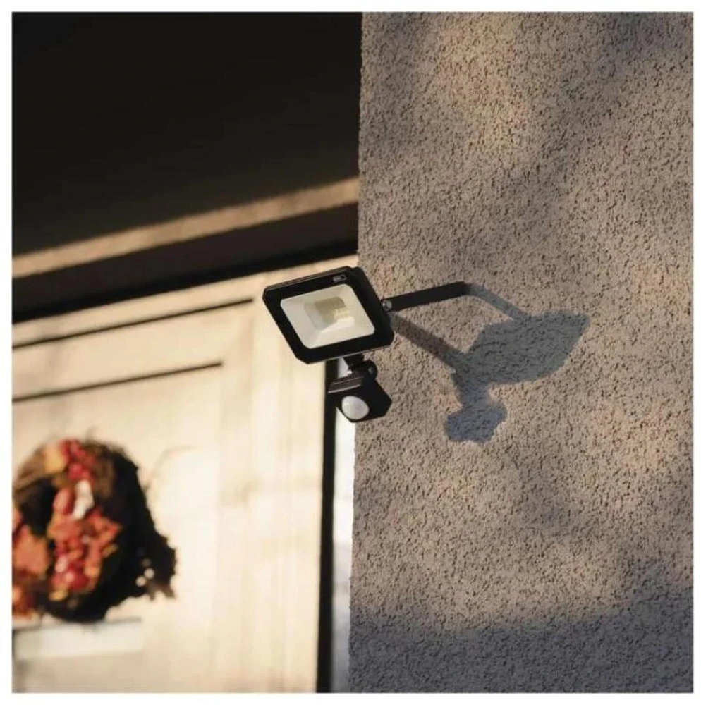 Kondicionierius Emos LED prožektorius ZS2323, 20 W, 2000 lm, IP44, neutraliai balta, 120°, PIR jutiklis, aliuminis